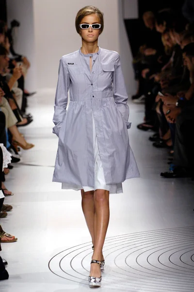 Look 24